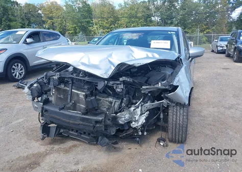 2018 Mazda Mazda3 Touring z USA, uszkodzony, nr VIN 3MZBN1L32JM174444